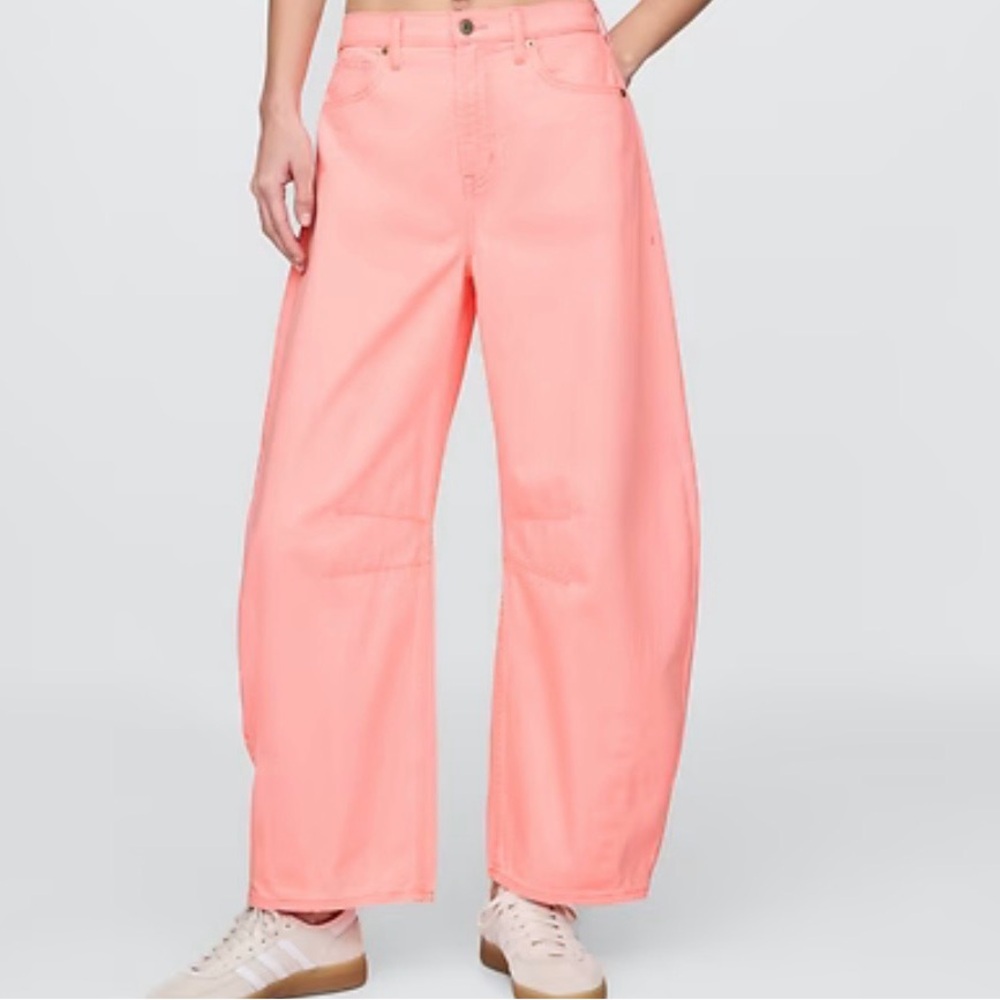 Brand New with tags Gap Women’s High Rise Horseshoe Jeans size 28 regular pink